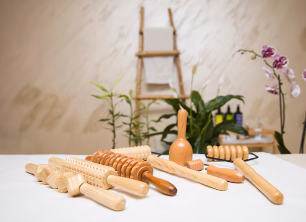 La Madérothérapie - Soin sculptant et détoxifiant materiel bois pour massage maderotherapie anti cellulite 52137 28809.jpg materiel bois pour massage maderotherapie anti cellulite 52137 28809.jpg