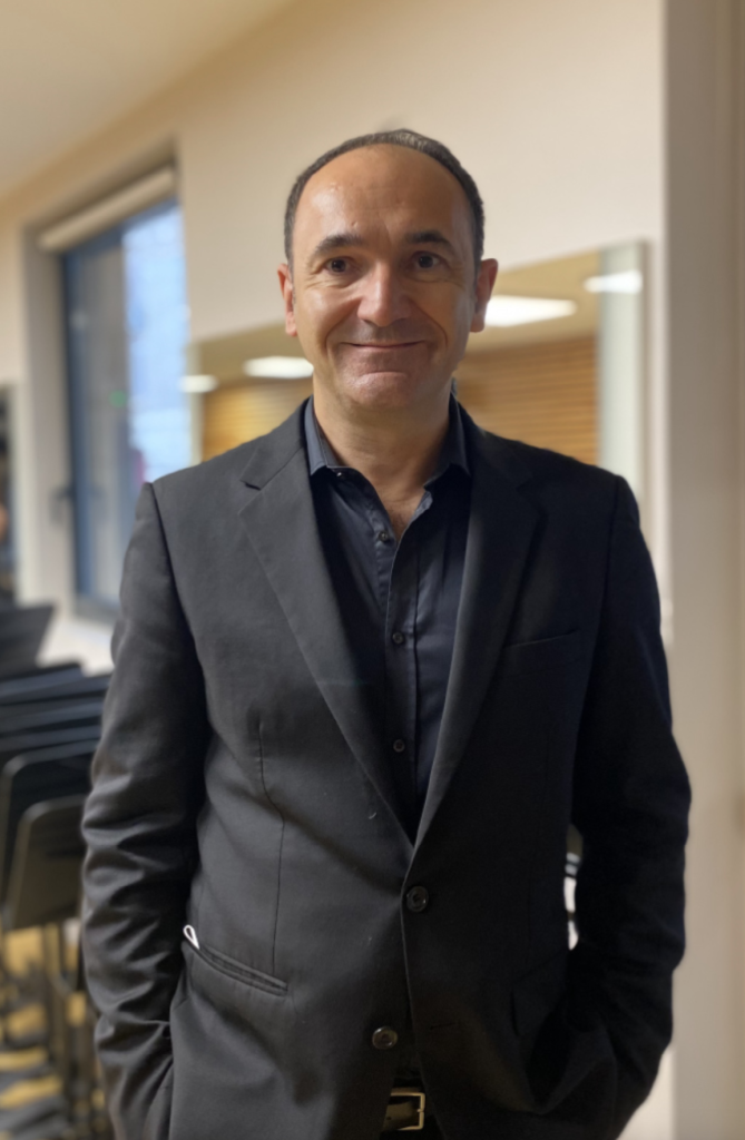 0a610e44 6123 49f2 b6d3 c413fe8b9308