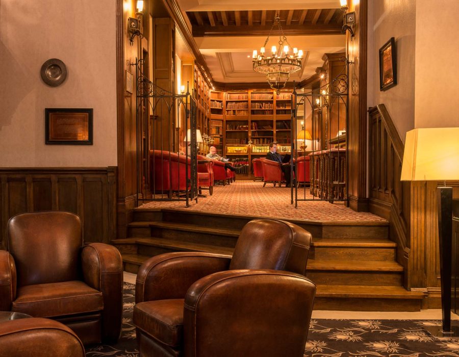 Bar Bibliothèque zitiert Hotels in Okzitanien 93021 cite-hotels-occitanie-93021